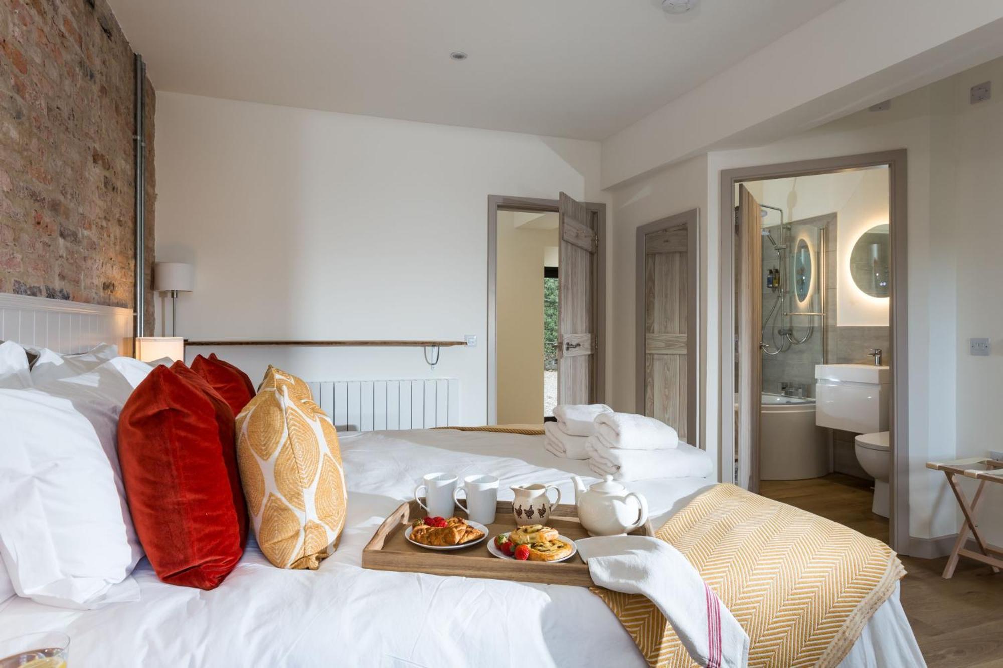 The Barn At Plas Ashpool Sleeps 8 Llandyrnog Exterior foto