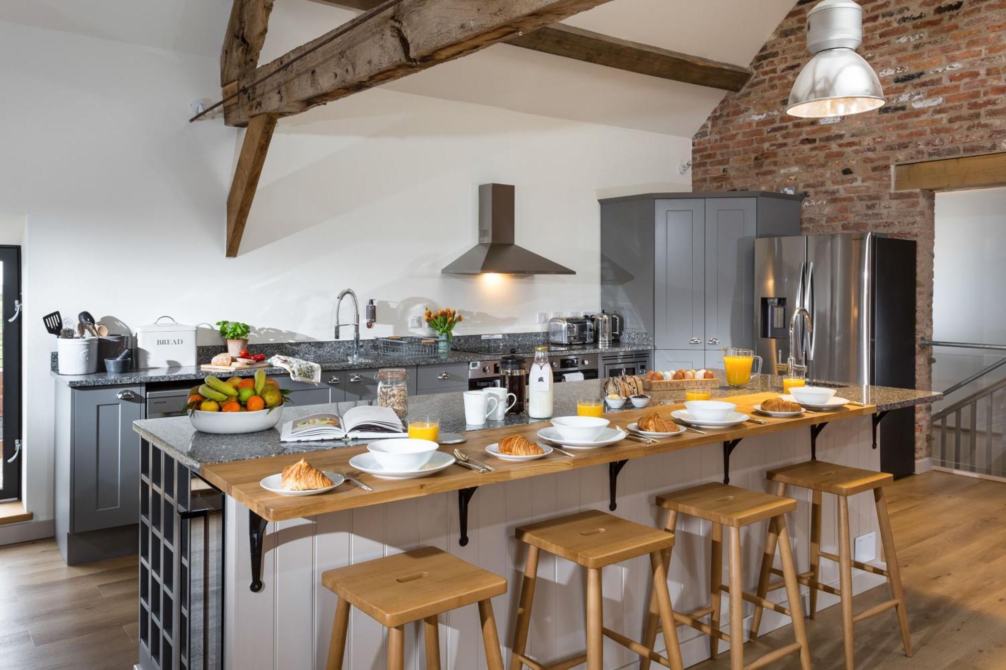 The Barn At Plas Ashpool Sleeps 8 Llandyrnog Exterior foto